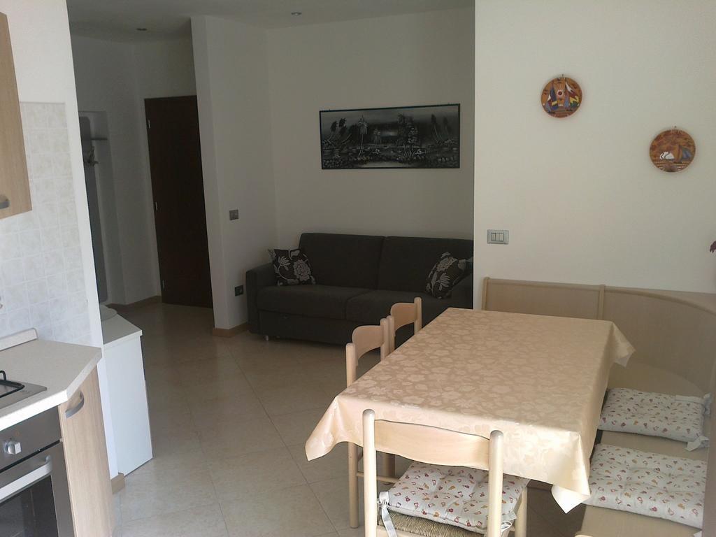 Casa Ferrari Monica Apartment Calceranica al Lago Bilik gambar