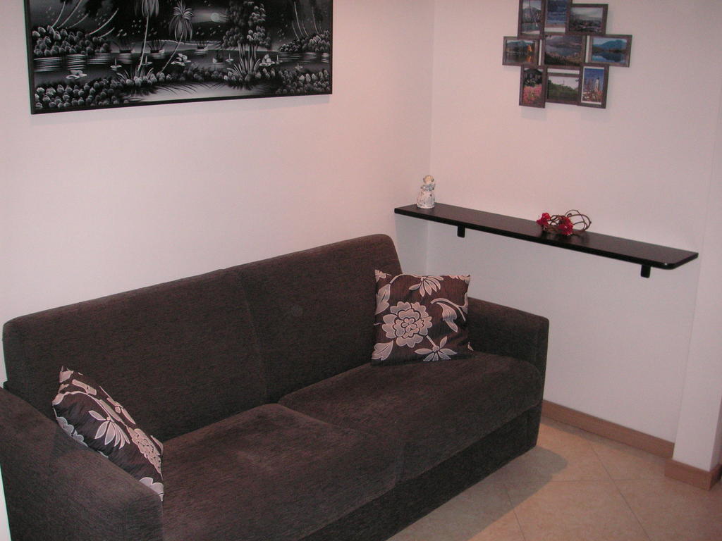 Casa Ferrari Monica Apartment Calceranica al Lago Bilik gambar