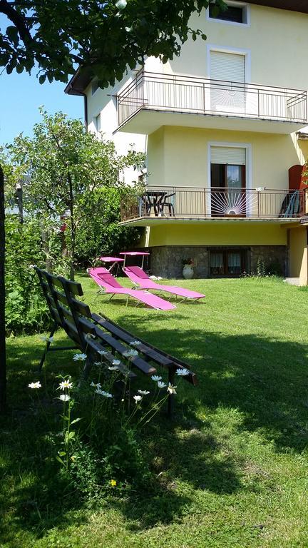 Casa Ferrari Monica Apartment Calceranica al Lago Luaran gambar